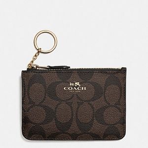 Coach KEY POUCH WITH GUSSET IN SIGNATURE F63923 Brown/Black